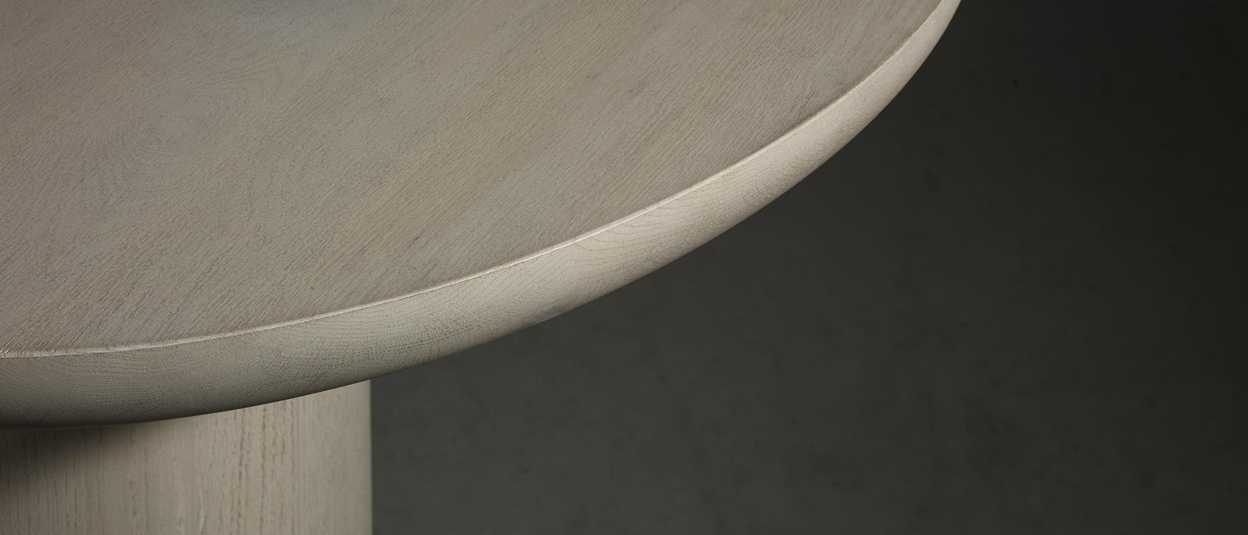 OLLE dining table