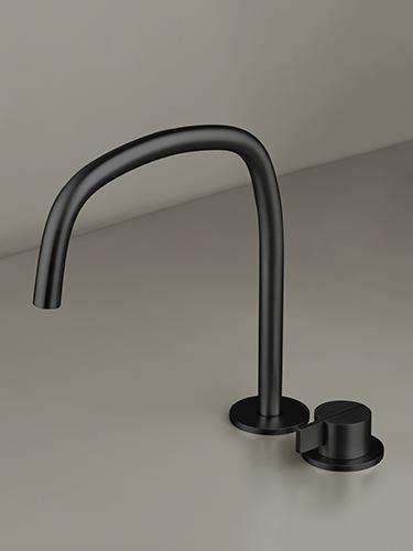 Bath tap by Cocoon