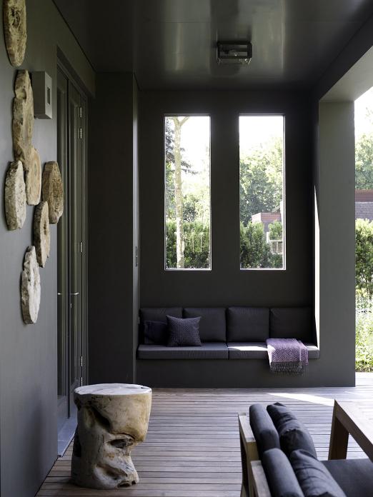 Rotterdam cubist villa with NIEK armchair