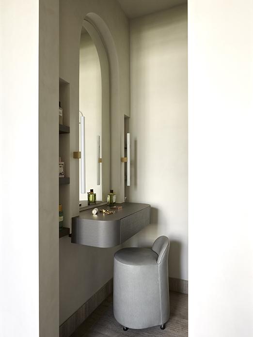Spacious Canal House